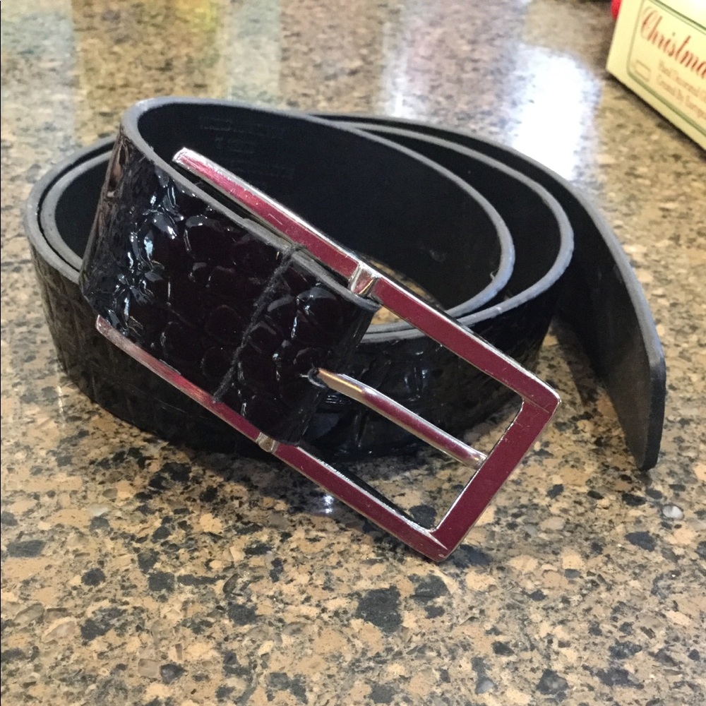 Nine West belt